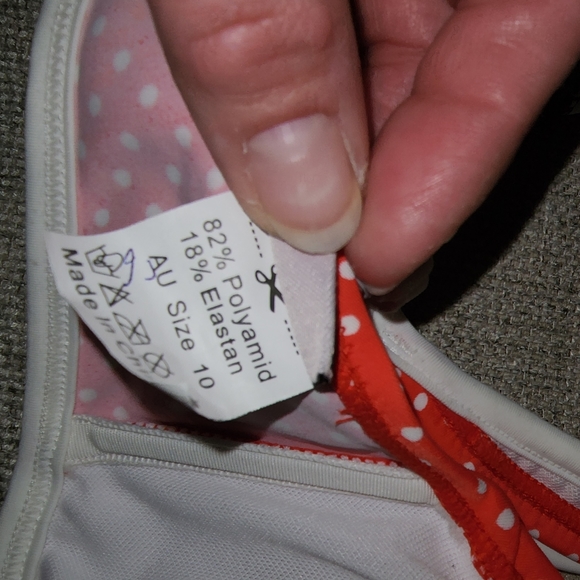 New Sheridyn Fisher Swimwear Bikini Top coral polka dot ruffle 11" across bottom - Picture 11 of 11